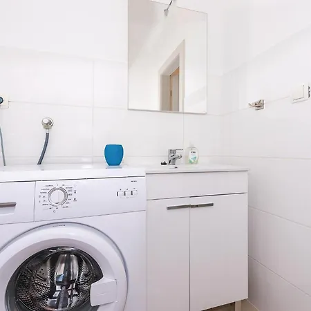 3 Bedroom In * Razanj